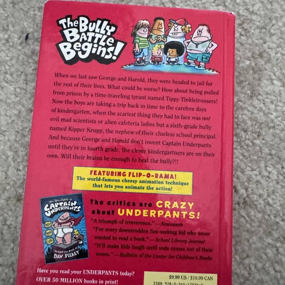 Captain Underpants Book - Picture 2 of 2